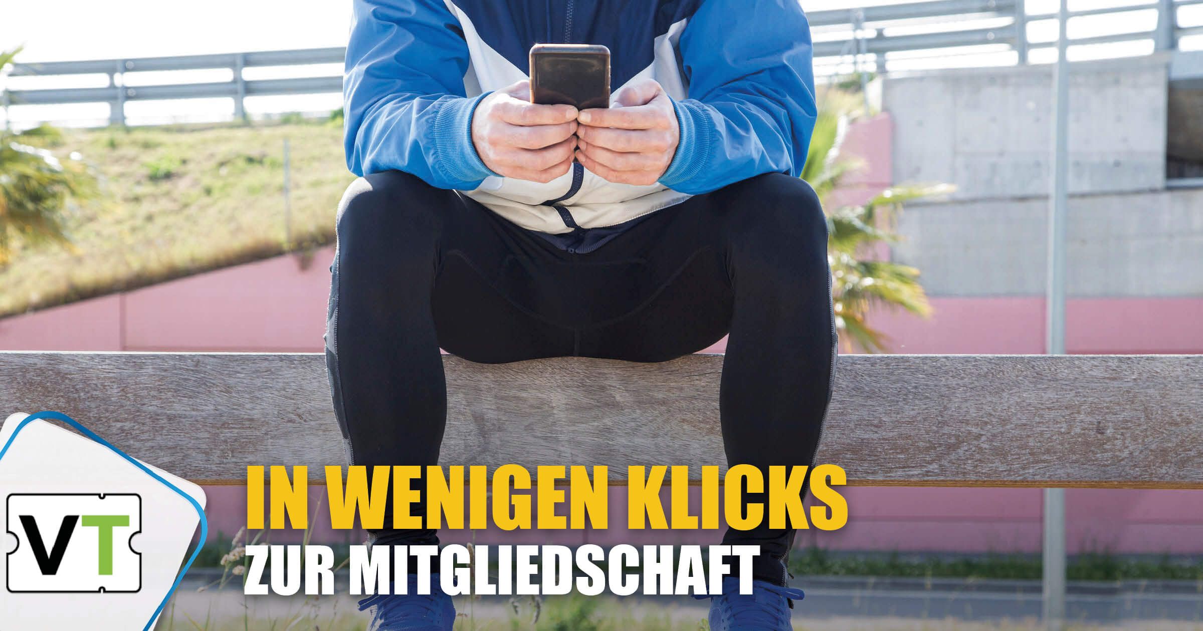 Sportler stellt digitalen Mitgliedsantrag bei Sportverein