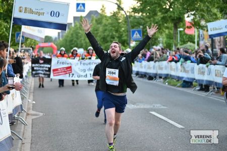 Mitarbeiter beim Zieleinlauf