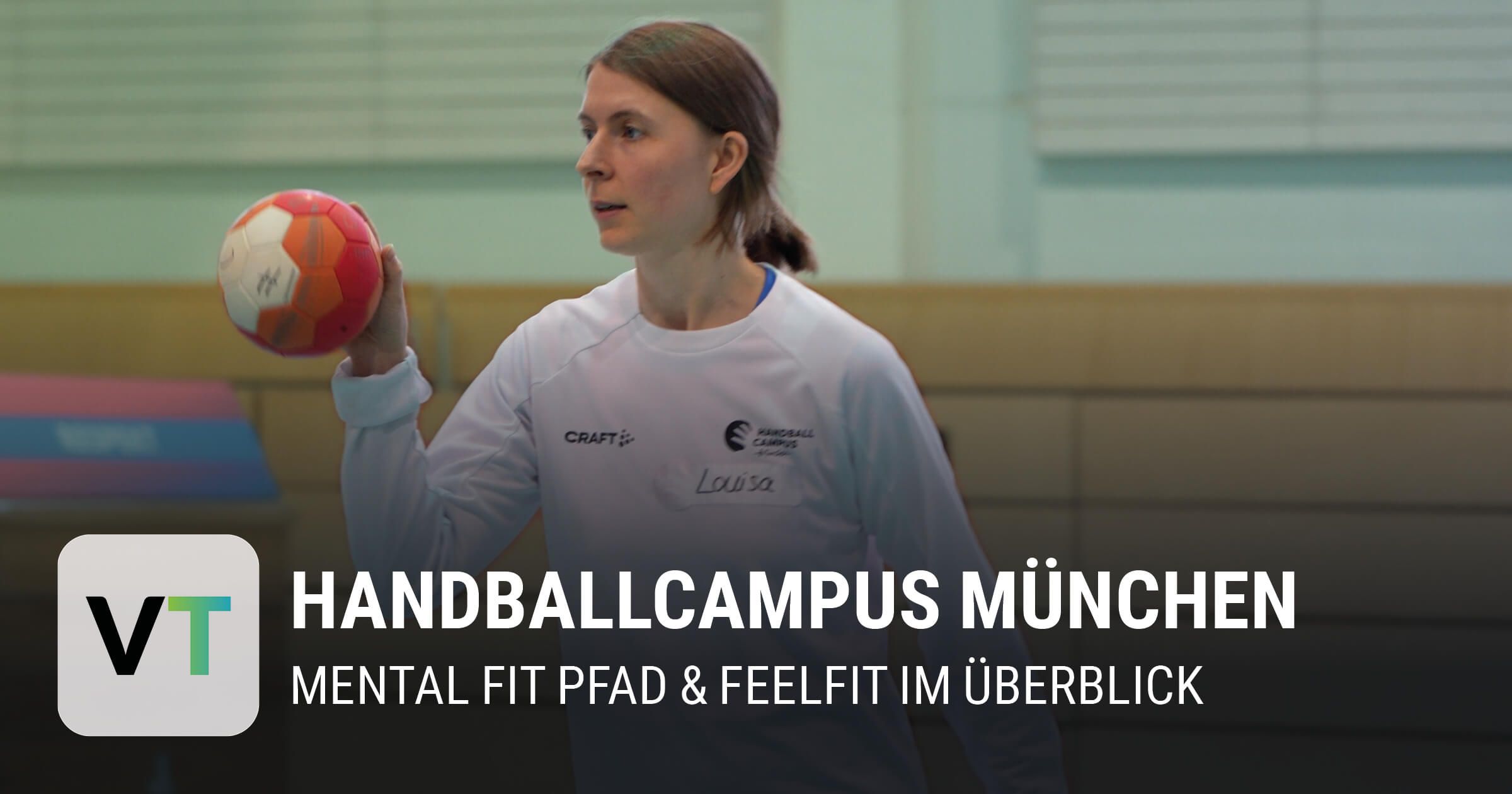 Frau, die einen Handball hält